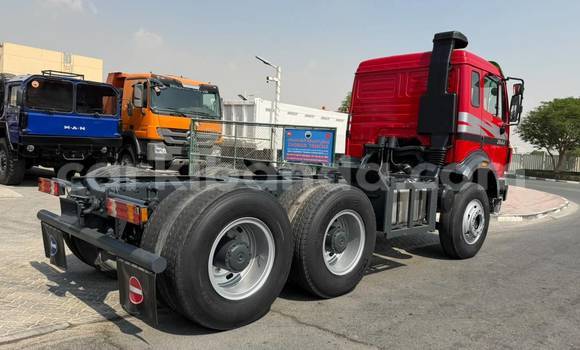Nunua Imported Mercedes‒Benz 2644 Nyekundu Lori ndani ya Import - Dubai nchini Uganda Nunua Imported Mercedes‒Benz 2644 Nyekundu Lori ndani ya Import - Dubai nchini Uganda
