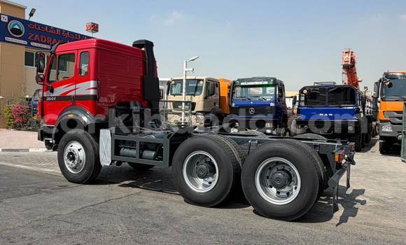 Nunua Imported Mercedes‒Benz 2644 Nyekundu Lori ndani ya Import - Dubai nchini Uganda Nunua Imported Mercedes‒Benz 2644 Nyekundu Lori ndani ya Import - Dubai nchini Uganda