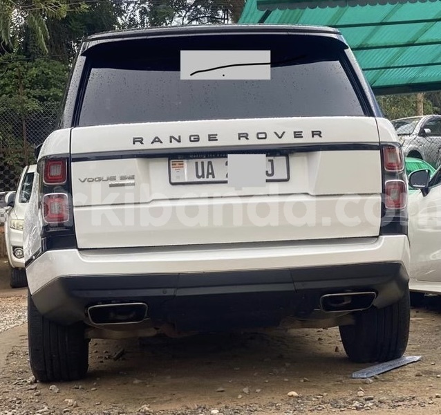 Big with watermark land rover range rover vogue uganda kampala 26557