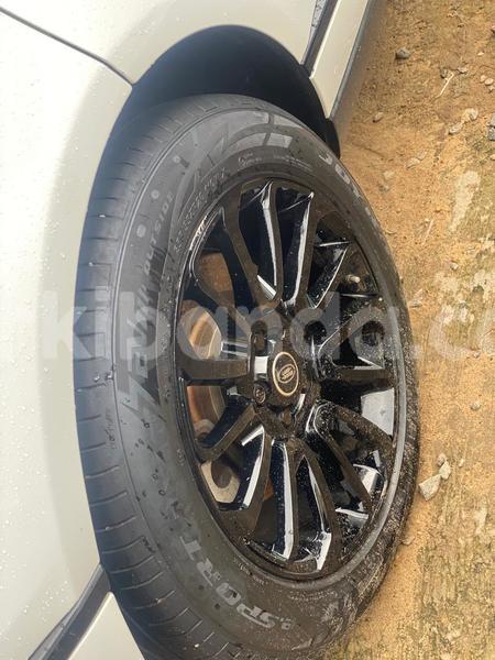 Big with watermark land rover range rover vogue uganda kampala 26557