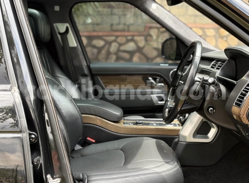 Big with watermark land rover range rover vogue uganda kampala 26559