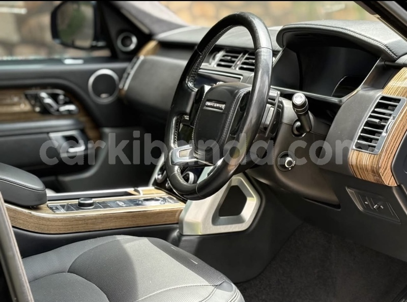 Big with watermark land rover range rover vogue uganda kampala 26559