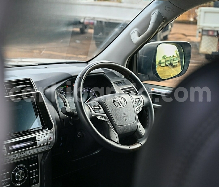 Big with watermark toyota land cruiser prado uganda kampala 26561