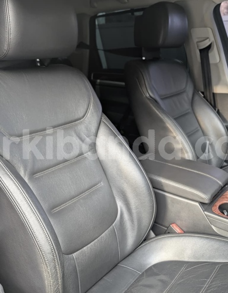 Big with watermark volkswagen touareg uganda kampala 26564