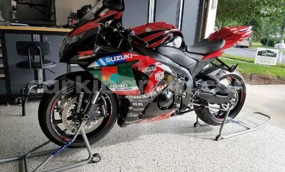 Buy Used Suzuki GSX–R Red Bike in Kampala in Uganda