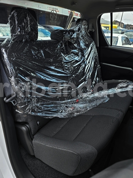 Big with watermark toyota hilux uganda kampala 26567