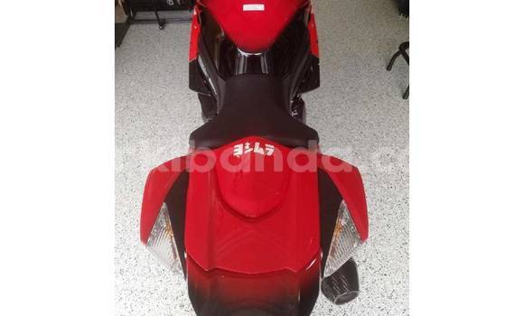 Buy Used Suzuki GSX–R Red Bike in Kampala in Uganda Buy Used Suzuki GSX–R Red Bike in Kampala in Uganda