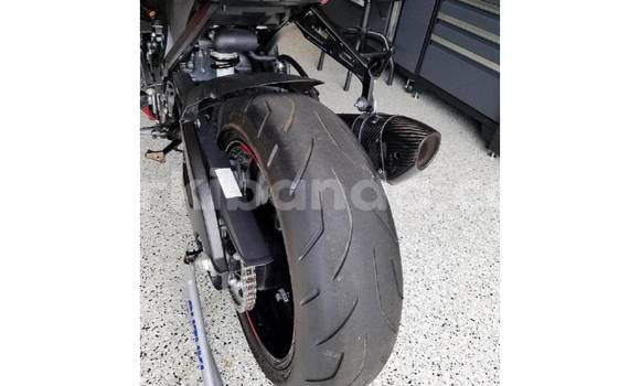 Buy Used Suzuki GSX–R Red Bike in Kampala in Uganda Buy Used Suzuki GSX–R Red Bike in Kampala in Uganda