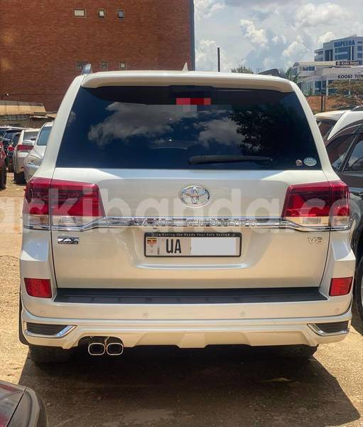 Big with watermark toyota land cruiser uganda kampala 26575
