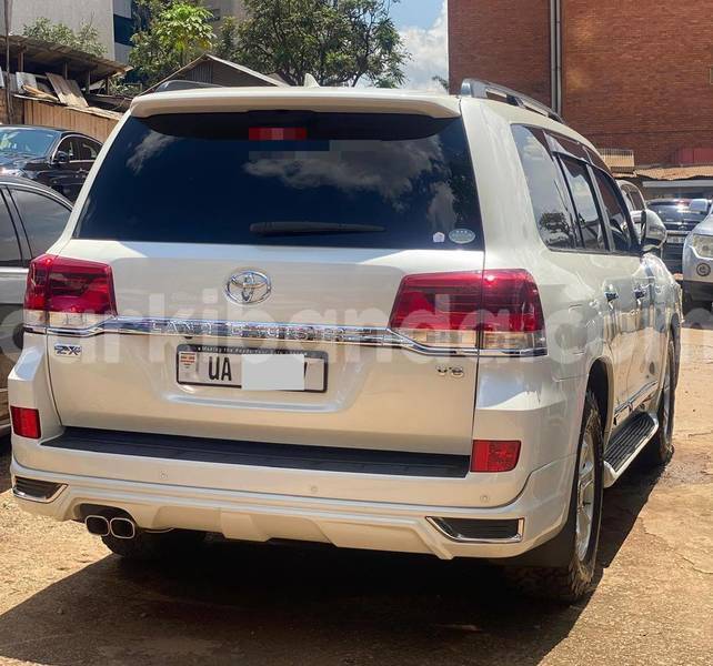 Big with watermark toyota land cruiser uganda kampala 26575