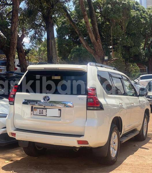 Big with watermark toyota land cruiser prado uganda kampala 26577