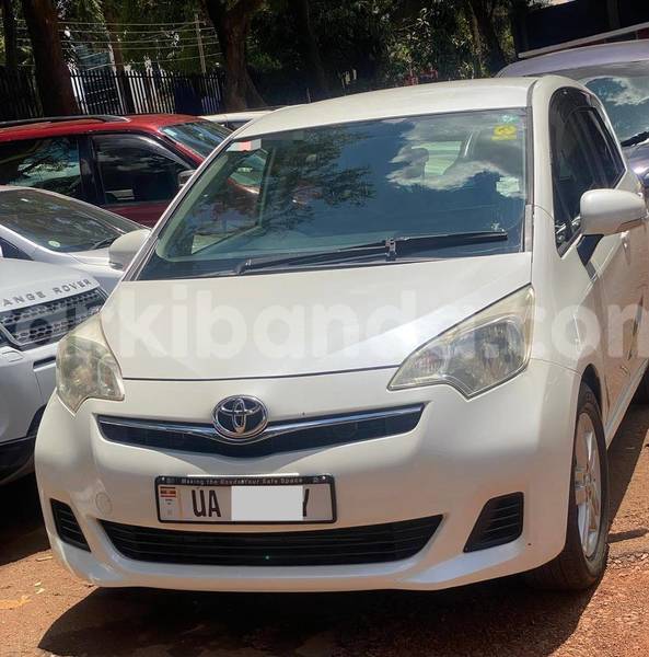 Big with watermark toyota ractis uganda kampala 26578