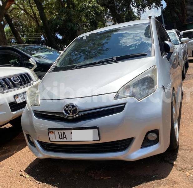 Big with watermark toyota ractis uganda kampala 26579
