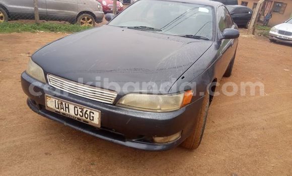 Buy Used Toyota Mark II Blue Car in Kampala in Uganda Buy Used Toyota Mark II Blue Car in Kampala in Uganda