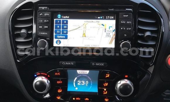 Gura Yakoze Nissan Juke Black Imodoka i Kampala mu Uganda Gura Yakoze Nissan Juke Black Imodoka i Kampala mu Uganda