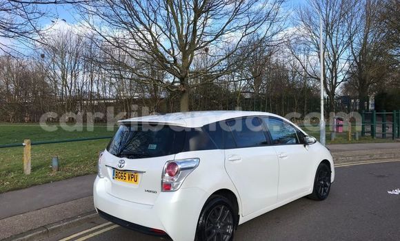 Buy Used Toyota Verso Silver Car in Kampala in Uganda Buy Used Toyota Verso Silver Car in Kampala in Uganda