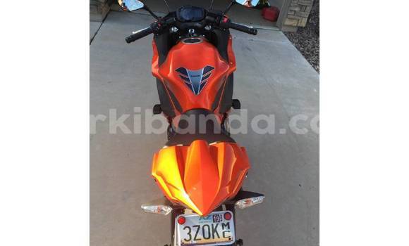 Gura Yakoze Kawasaki Ninja Green Bike i Kampala mu Uganda Gura Yakoze Kawasaki Ninja Green Bike i Kampala mu Uganda