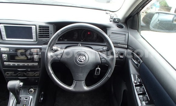 Acheter Occasion Voiture Toyota Corolla Noir à Kampala, Ouganda Acheter Occasion Voiture Toyota Corolla Noir à Kampala, Ouganda