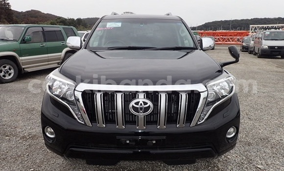 Gura Yakoze Toyota Land Cruiser Prado Black Imodoka i Kampala mu Uganda Gura Yakoze Toyota Land Cruiser Prado Black Imodoka i Kampala mu Uganda