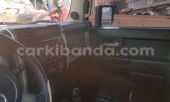 Buy Used Toyota FJ Cruiser Black Car in Kampala in Uganda Buy Used Toyota FJ Cruiser Black Car in Kampala in Uganda