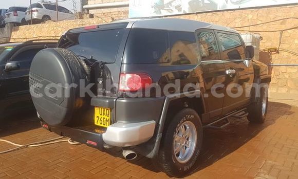 Buy Used Toyota FJ Cruiser Black Car in Kampala in Uganda Buy Used Toyota FJ Cruiser Black Car in Kampala in Uganda