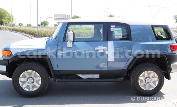 Buy Import Toyota FJ Cruiser Blue Car in Import - Dubai in Uganda Buy Import Toyota FJ Cruiser Blue Car in Import - Dubai in Uganda