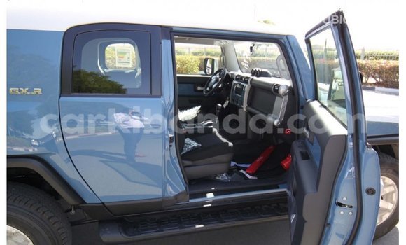 Buy Import Toyota FJ Cruiser Blue Car in Import - Dubai in Uganda Buy Import Toyota FJ Cruiser Blue Car in Import - Dubai in Uganda