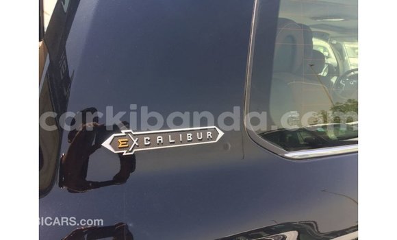 Acheter Import Voiture Toyota Land Cruiser Noir à Import - Dubai, Ouganda Acheter Import Voiture Toyota Land Cruiser Noir à Import - Dubai, Ouganda