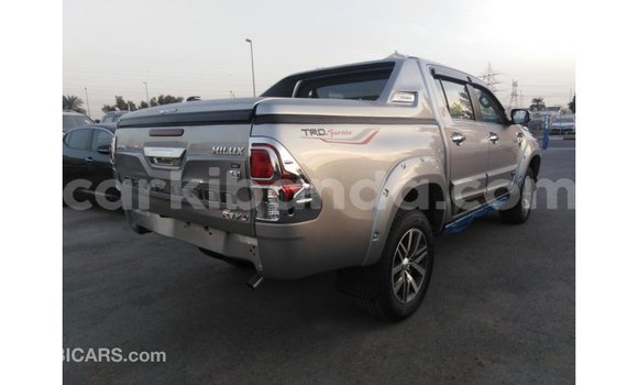Gura Imported Toyota Hilux Other Imodoka i Import - Dubai mu Uganda Gura Imported Toyota Hilux Other Imodoka i Import - Dubai mu Uganda