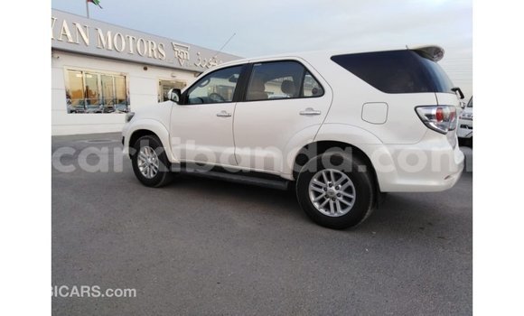 Buy Import Toyota Fortuner White Car in Import - Dubai in Uganda Buy Import Toyota Fortuner White Car in Import - Dubai in Uganda