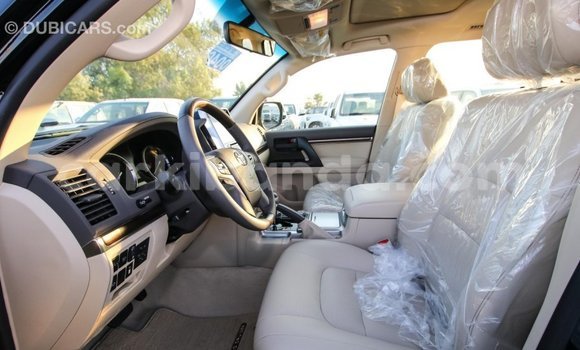 Buy Import Toyota Land Cruiser Black Car in Import - Dubai in Uganda Buy Import Toyota Land Cruiser Black Car in Import - Dubai in Uganda