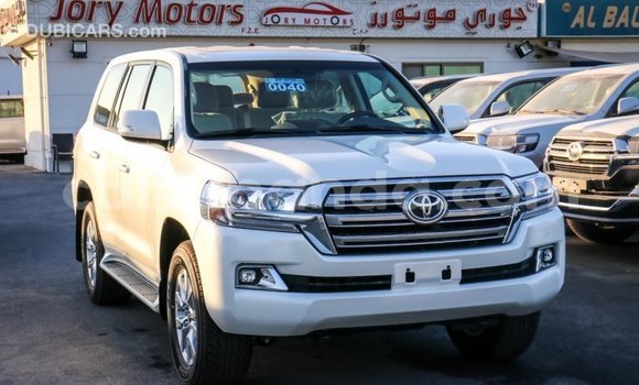 Buy Import Toyota Land Cruiser White Car in Import - Dubai in Uganda Buy Import Toyota Land Cruiser White Car in Import - Dubai in Uganda