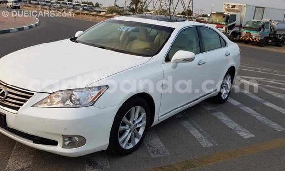Buy Import Lexus ES White Car in Import - Dubai in Uganda Buy Import Lexus ES White Car in Import - Dubai in Uganda