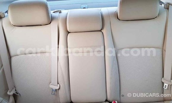 Buy Import Lexus ES White Car in Import - Dubai in Uganda Buy Import Lexus ES White Car in Import - Dubai in Uganda