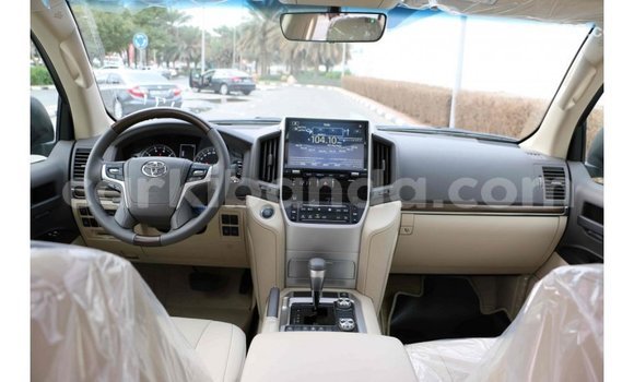Buy Import Toyota Land Cruiser Black Car in Import - Dubai in Uganda Buy Import Toyota Land Cruiser Black Car in Import - Dubai in Uganda