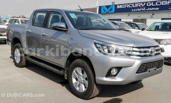 Acheter Import Voiture Toyota Hilux Autre à Import - Dubai, Ouganda Acheter Import Voiture Toyota Hilux Autre à Import - Dubai, Ouganda