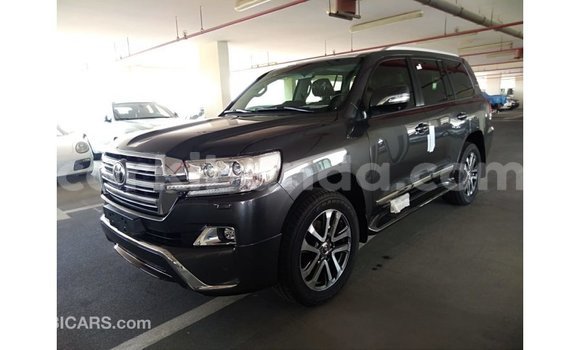 Acheter Import Voiture Toyota Land Cruiser Autre à Import - Dubai, Ouganda Acheter Import Voiture Toyota Land Cruiser Autre à Import - Dubai, Ouganda