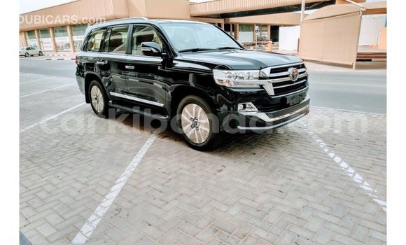 Acheter Import Voiture Toyota Land Cruiser Noir à Import - Dubai, Ouganda Acheter Import Voiture Toyota Land Cruiser Noir à Import - Dubai, Ouganda