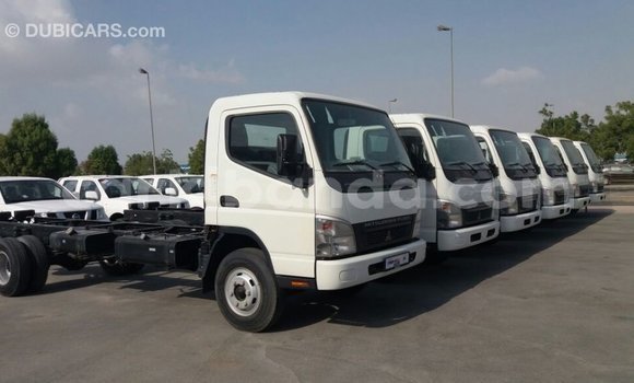 Nunua Imported Mitsubishi L400 Nyeupe Lori ndani ya Import - Dubai nchini Uganda Nunua Imported Mitsubishi L400 Nyeupe Lori ndani ya Import - Dubai nchini Uganda