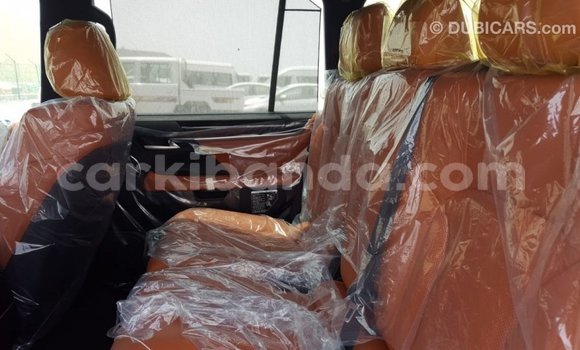 Acheter Import Voiture Lexus LX Autre à Import - Dubai, Ouganda Acheter Import Voiture Lexus LX Autre à Import - Dubai, Ouganda