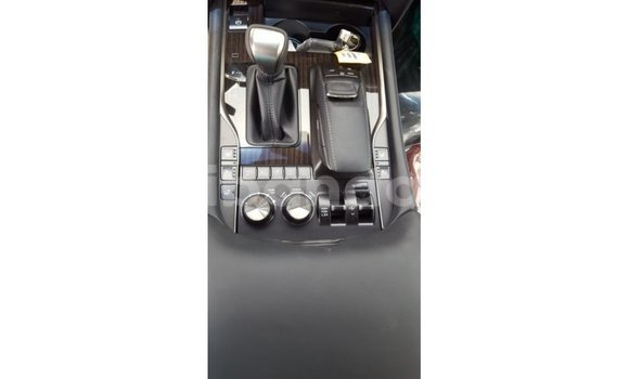 Acheter Import Voiture Lexus LX Autre à Import - Dubai, Ouganda Acheter Import Voiture Lexus LX Autre à Import - Dubai, Ouganda