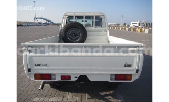 Buy Import Toyota Land Cruiser White Car in Import - Dubai in Uganda Buy Import Toyota Land Cruiser White Car in Import - Dubai in Uganda