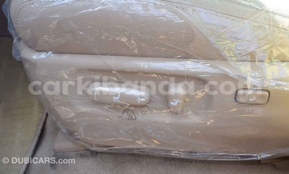 Nunua Imported Toyota Land Cruiser Nyingine Gari ndani ya Import - Dubai nchini Uganda Nunua Imported Toyota Land Cruiser Nyingine Gari ndani ya Import - Dubai nchini Uganda