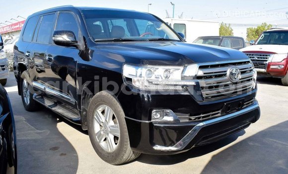 Gura Imported Toyota Land Cruiser Black Imodoka i Import - Dubai mu Uganda Gura Imported Toyota Land Cruiser Black Imodoka i Import - Dubai mu Uganda