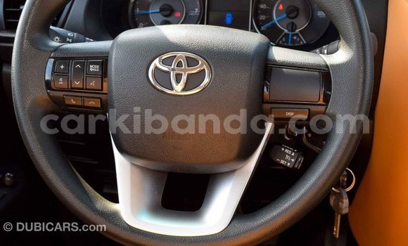 Nunua Imported Toyota Fortuner Bluu Gari ndani ya Import - Dubai nchini Uganda Nunua Imported Toyota Fortuner Bluu Gari ndani ya Import - Dubai nchini Uganda