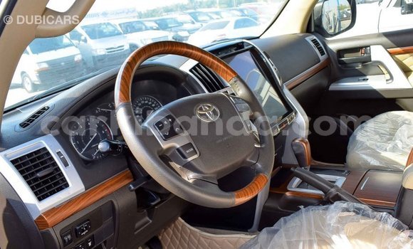 Gura Imported Toyota Land Cruiser Other Imodoka i Import - Dubai mu Uganda Gura Imported Toyota Land Cruiser Other Imodoka i Import - Dubai mu Uganda