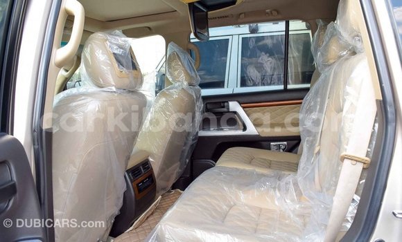 Gura Imported Toyota Land Cruiser Other Imodoka i Import - Dubai mu Uganda Gura Imported Toyota Land Cruiser Other Imodoka i Import - Dubai mu Uganda