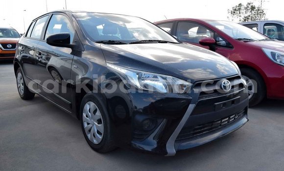 Nunua Imported Toyota Yaris Nyeusi Gari ndani ya Import - Dubai nchini Uganda Nunua Imported Toyota Yaris Nyeusi Gari ndani ya Import - Dubai nchini Uganda
