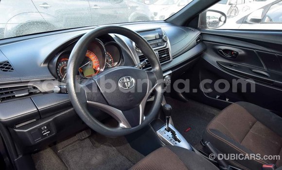 Nunua Imported Toyota Yaris Nyeusi Gari ndani ya Import - Dubai nchini Uganda Nunua Imported Toyota Yaris Nyeusi Gari ndani ya Import - Dubai nchini Uganda