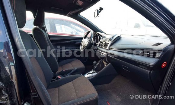 Nunua Imported Toyota Yaris Nyeusi Gari ndani ya Import - Dubai nchini Uganda Nunua Imported Toyota Yaris Nyeusi Gari ndani ya Import - Dubai nchini Uganda